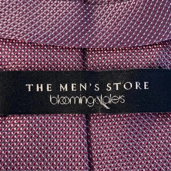 The Men's Store Classic Red Textured Silk Tie - Picture 3 of 6